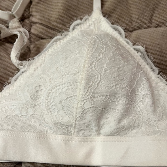 Gilly Hicks bralette, size L, BNWOT - Picture 3 of 4